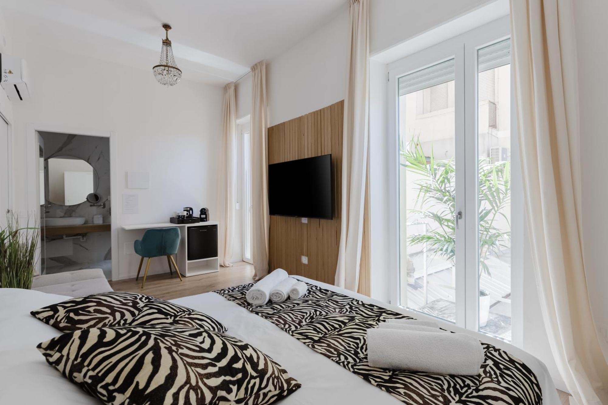 New Elegance Suites Guesthouse Oristano Extérieur photo