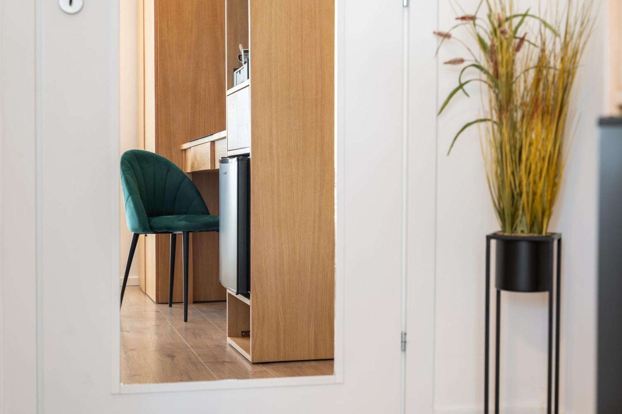New Elegance Suites Guesthouse Oristano Extérieur photo